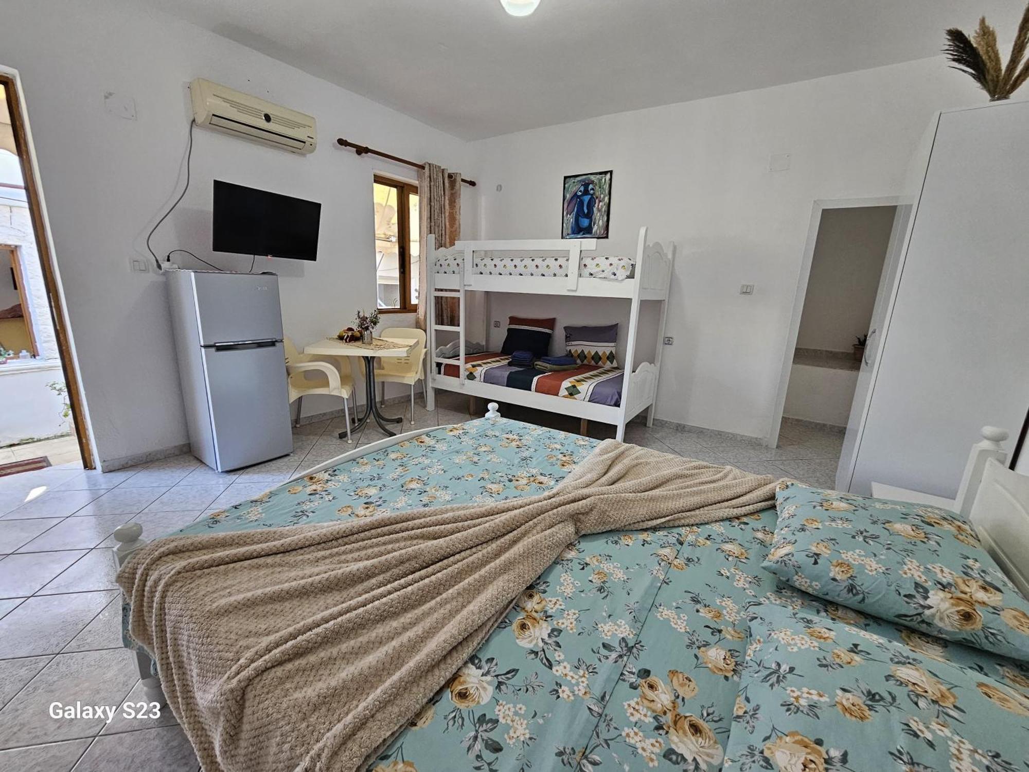 Aeria Rooms Himare Exterior photo