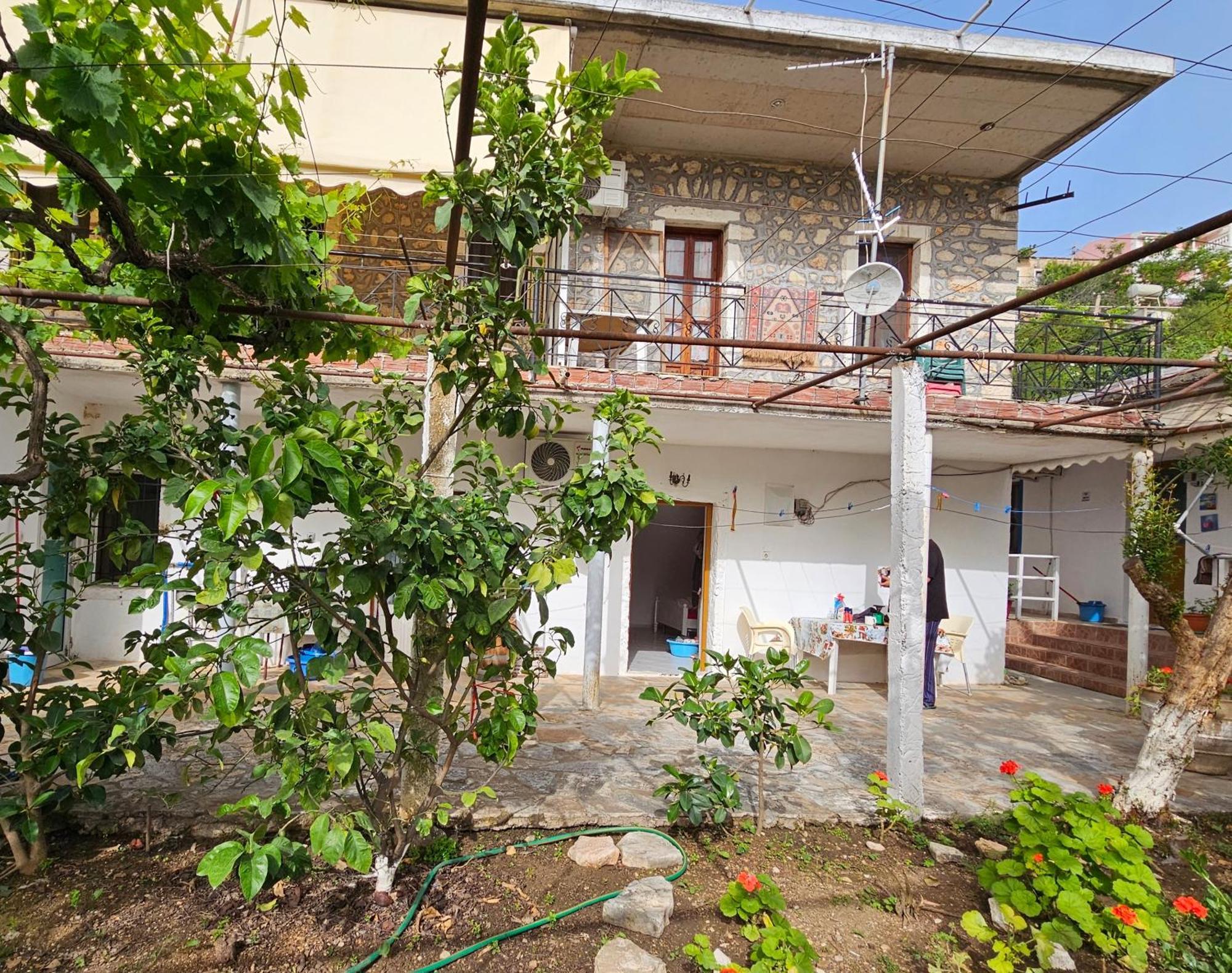 Aeria Rooms Himare Exterior photo
