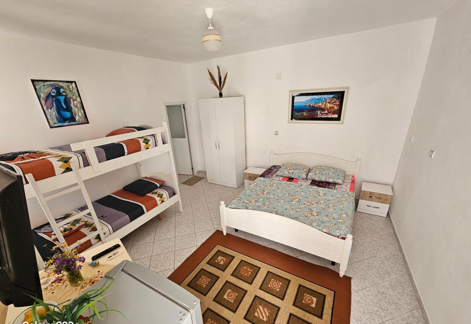 Aeria Rooms Himare Exterior photo