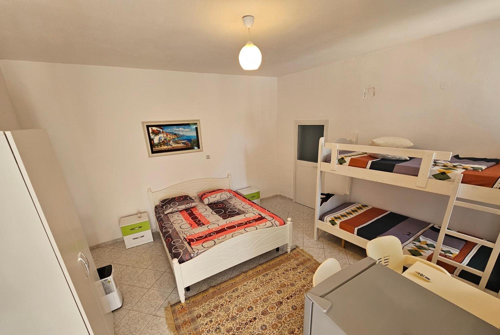 Aeria Rooms Himare Exterior photo