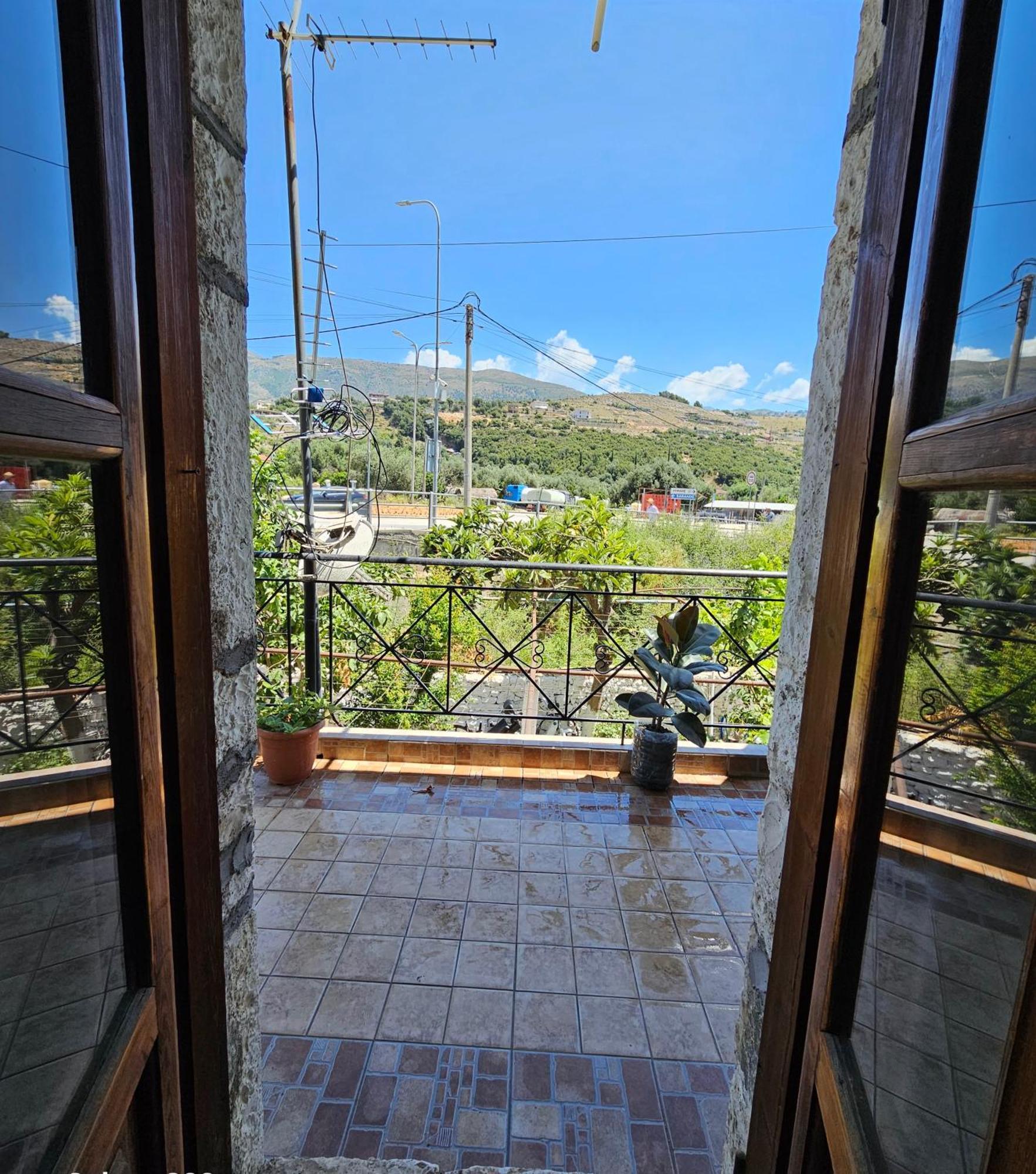 Aeria Rooms Himare Exterior photo